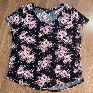 Torrid Pink Floral V-Neck Short Sleeve Top